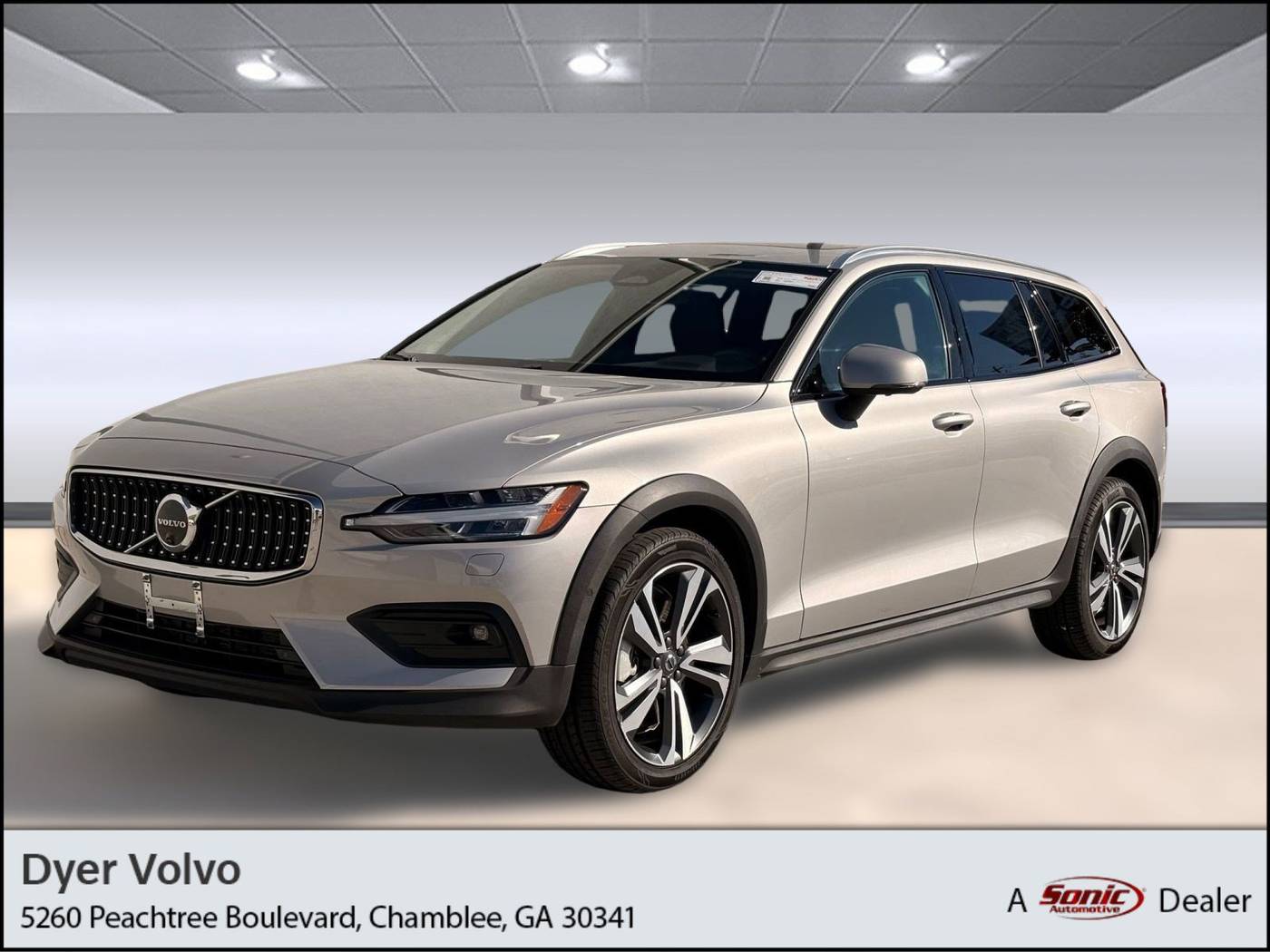2025 Volvo V60 Cross Country Plus — Wagon — 12,089 mi — Chamblee, GA