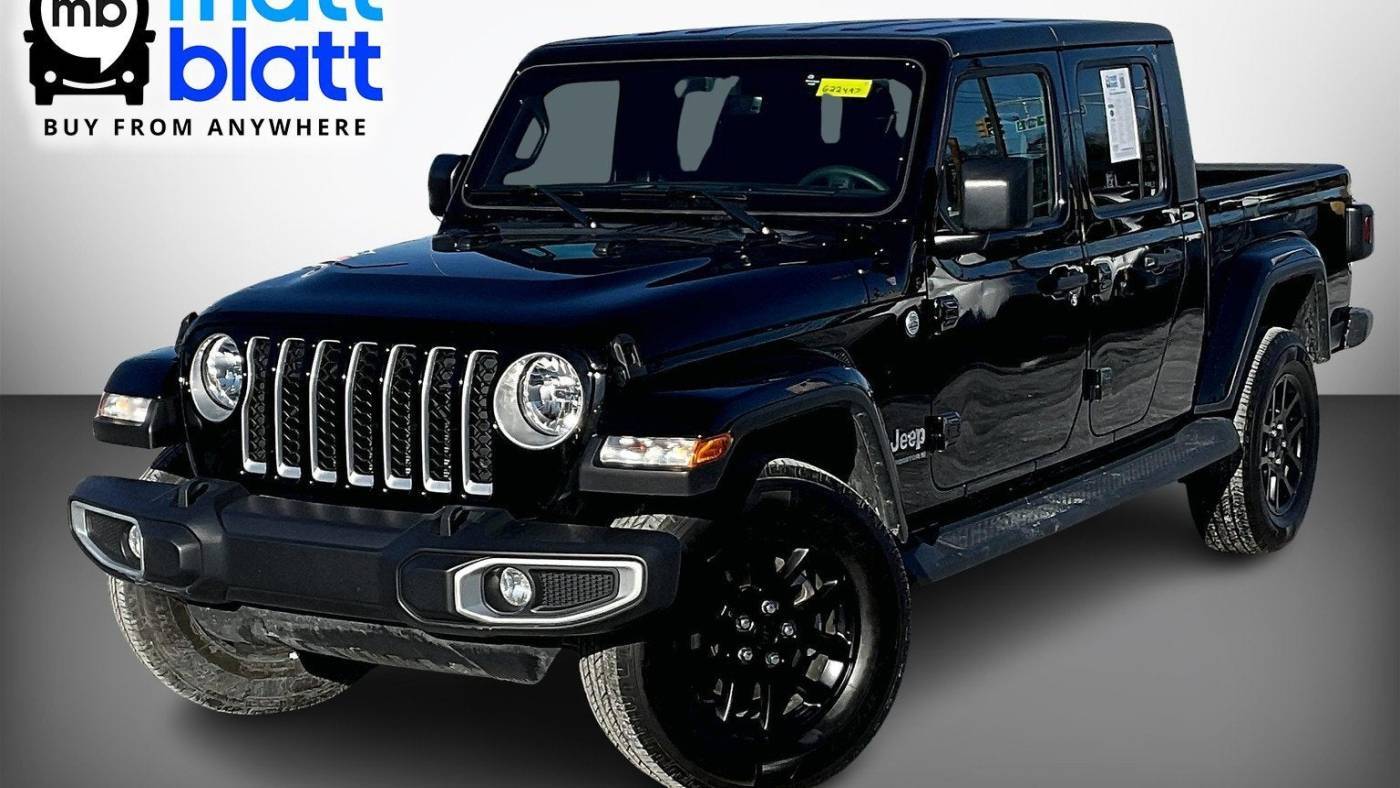 2023 Jeep Gladiator Overland — Pickup Truck — 28,537 mi — Glassboro, NJ