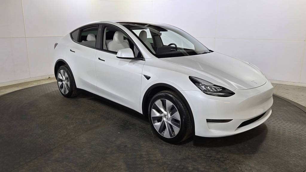 2023 Tesla Model Y Long Range — SUV — 14,683 mi — Jersey City, NJ
