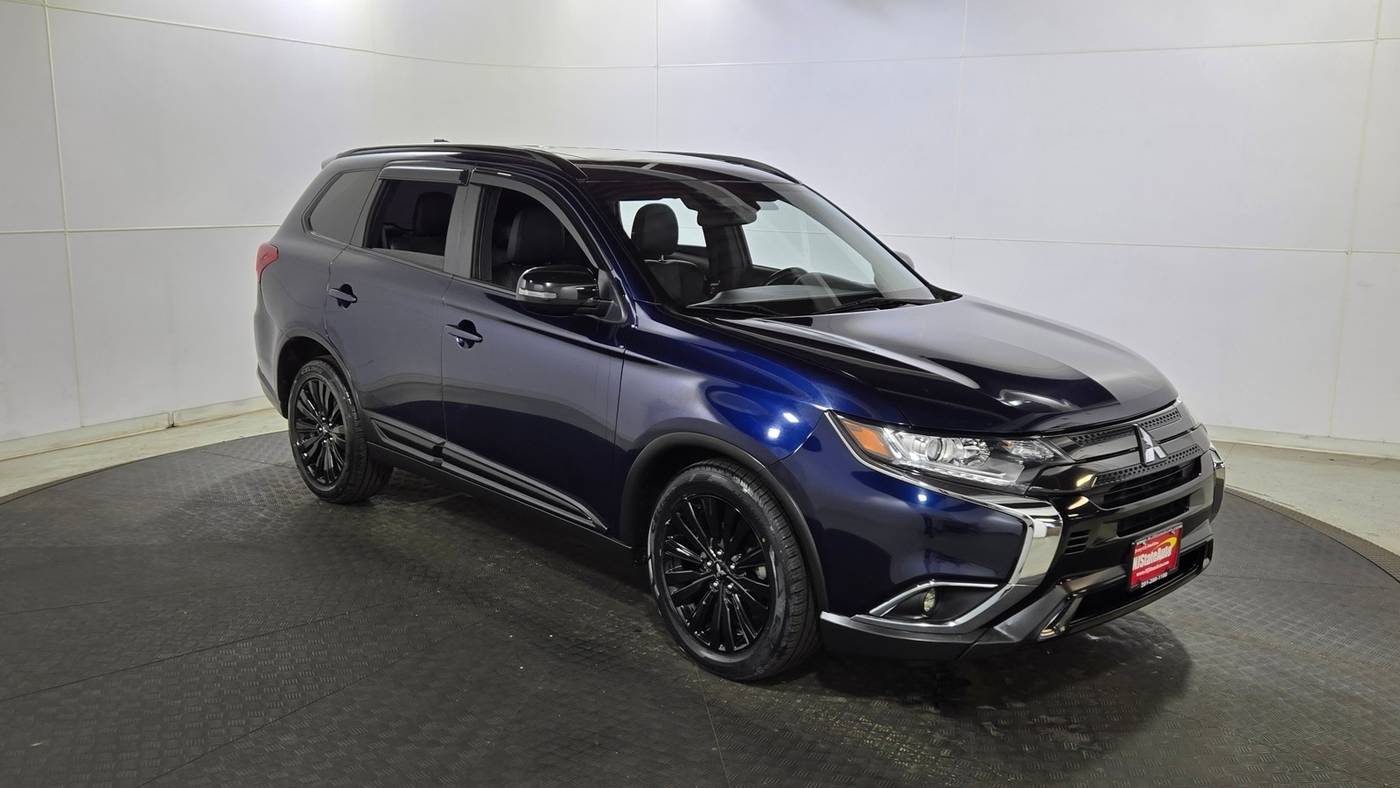 2020 Mitsubishi Outlander LE — SUV — 91,392 mi — Jersey City, NJ