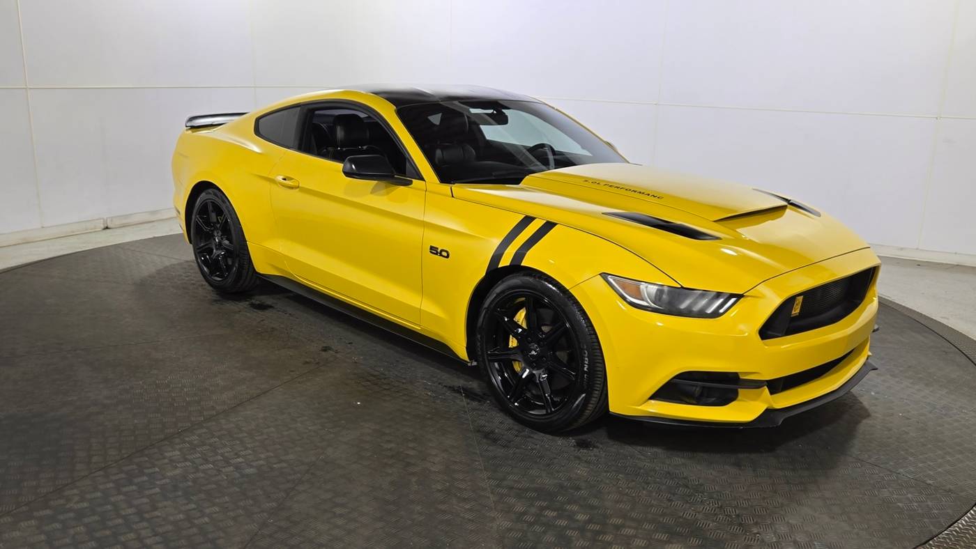 2016 Ford Mustang GT — Coupe — 81,651 mi — Jersey City, NJ
