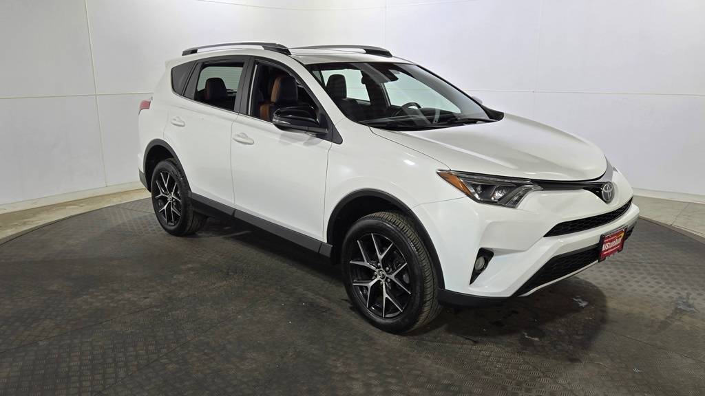 2017 Toyota RAV4 SE — SUV — 93,209 mi — Jersey City, NJ