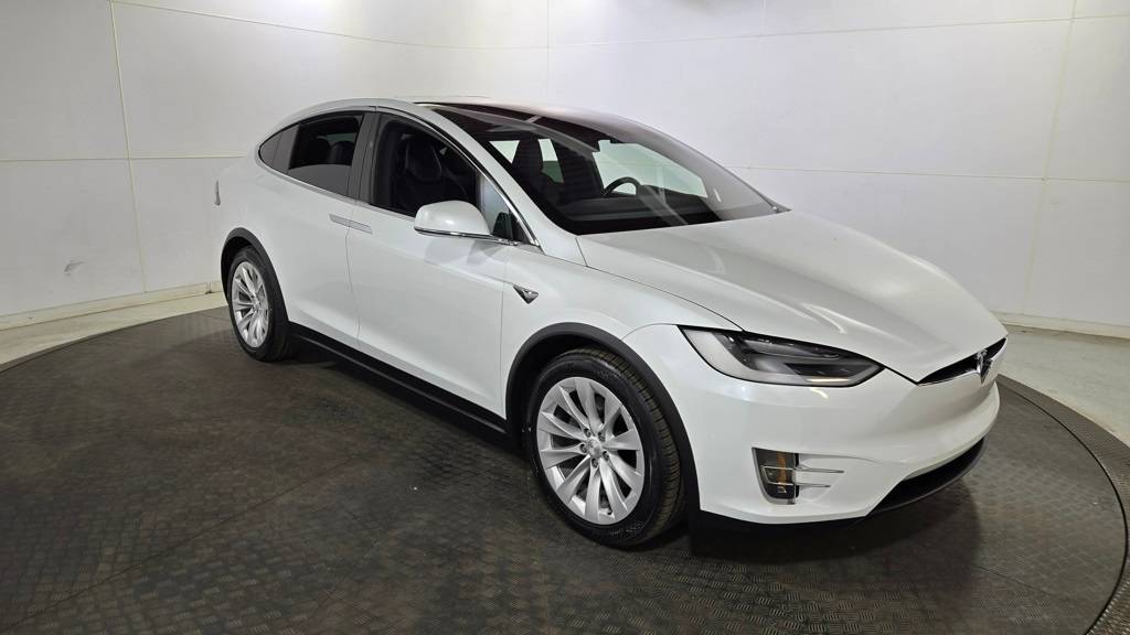 2018 Tesla Model X 100D — SUV — 75,674 mi — Jersey City, NJ