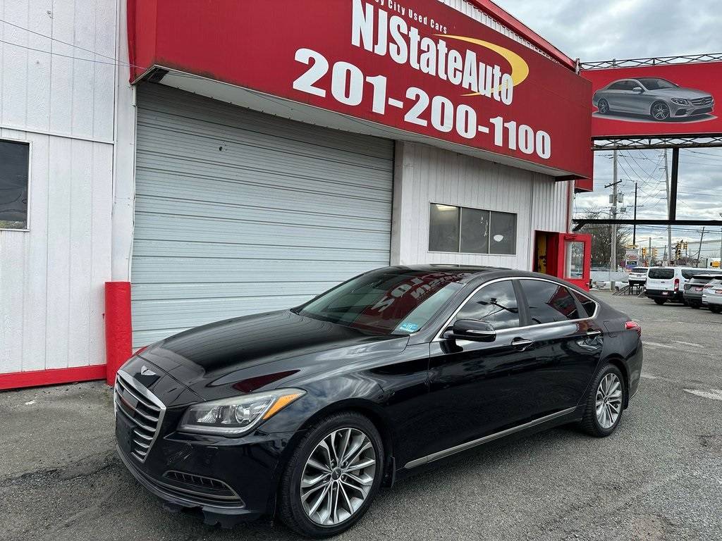 2015 Hyundai Genesis 3.8 — Sedan — 140,078 mi — Jersey City, NJ