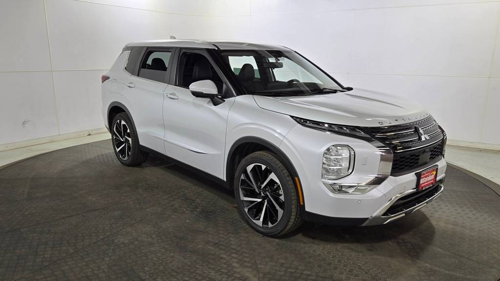 2022 Mitsubishi Outlander SE Launch Edition — SUV — 74,515 mi — Jersey City, NJ