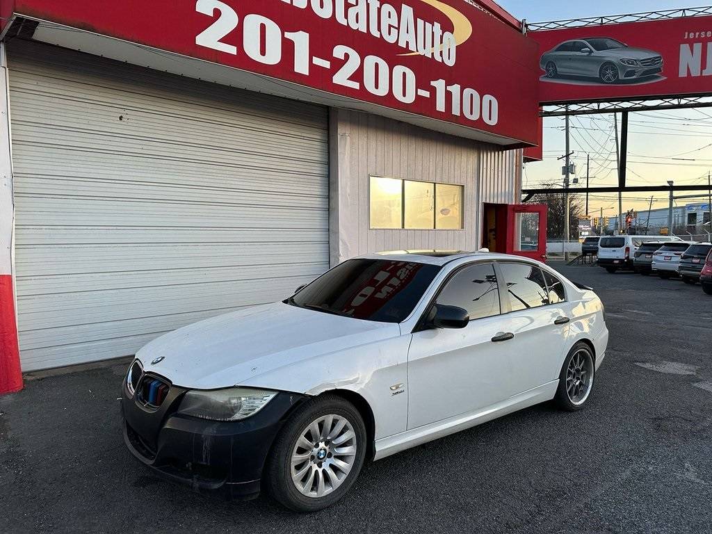 2009 BMW 3 Series 328i — Sedan — 172,564 mi — Jersey City, NJ