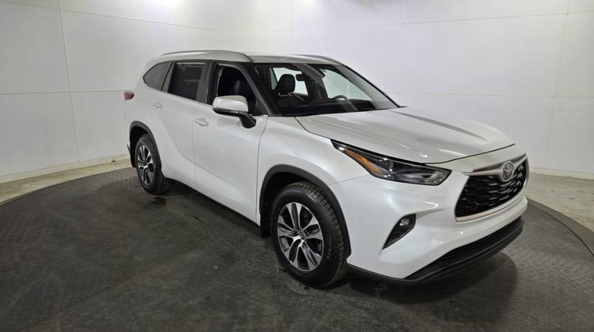 2022 Toyota Highlander XLE — SUV — 31,329 mi — Jersey City, NJ