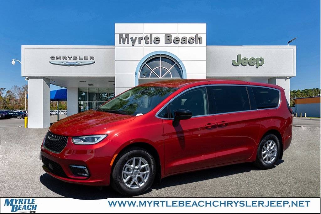 2024 Chrysler Pacifica Touring L — Minivan — 2,402 mi — Myrtle Beach, SC