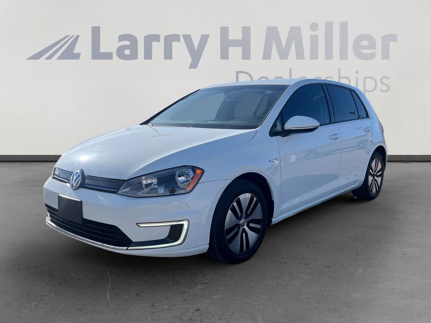 2016 Volkswagen e-Golf SE — Hatchback — 46,731 mi — Tucson, AZ