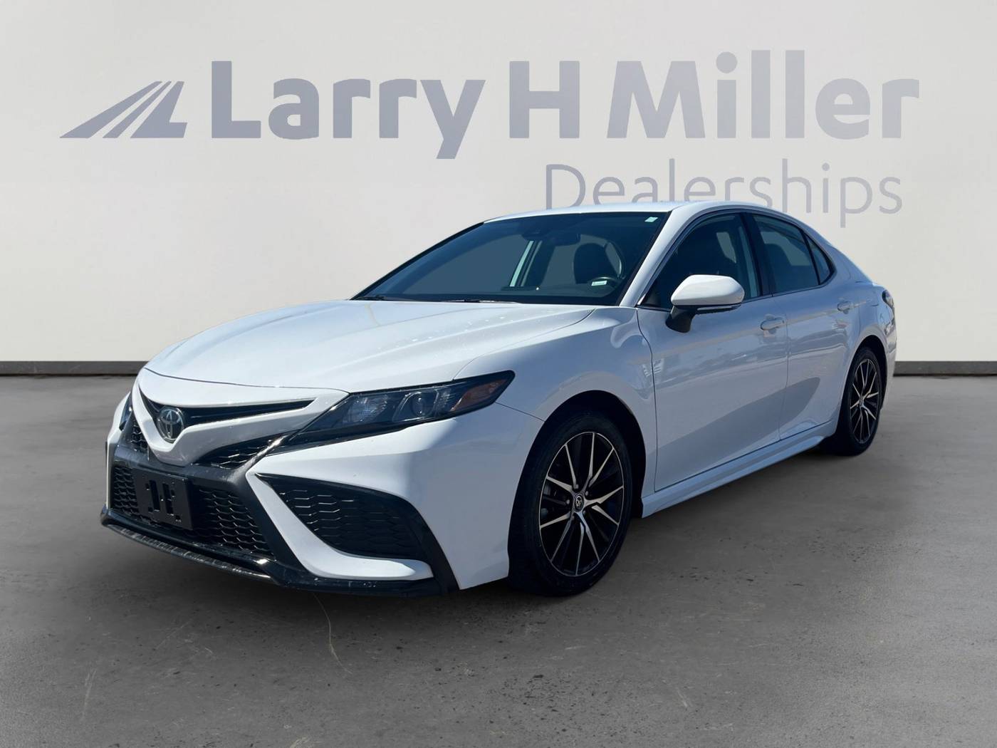 2022 Toyota Camry SE — Sedan — 59,794 mi — Tucson, AZ