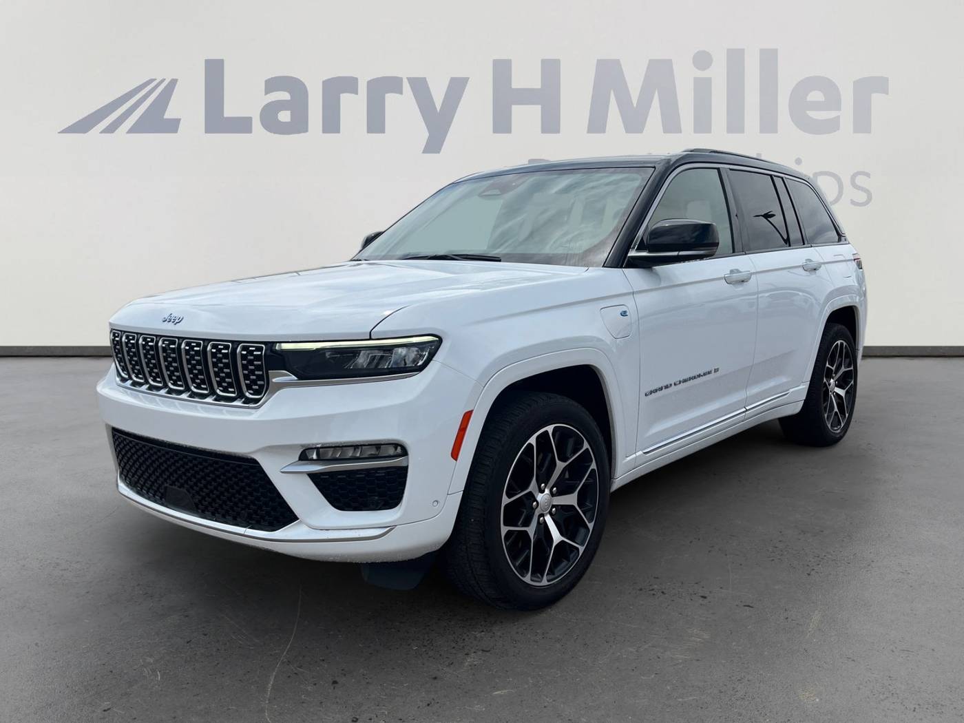 2024 Jeep Grand Cherokee Summit Reserve 4xe — SUV — 25,092 mi — Tucson, AZ