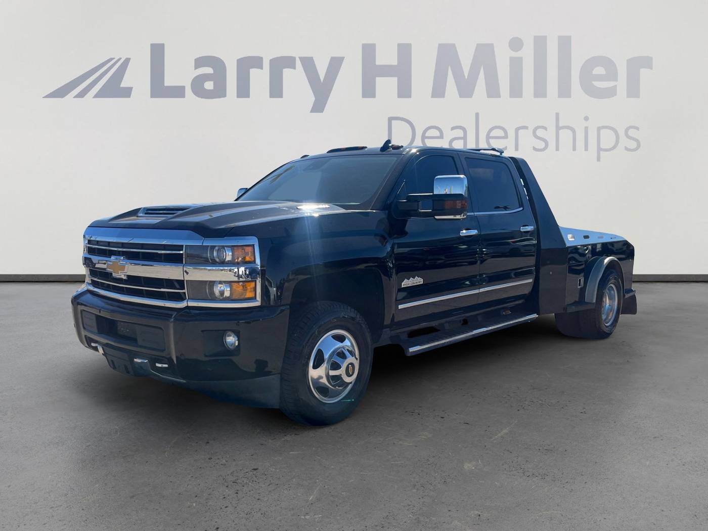 2019 Chevrolet Silverado 3500HD High Country — Pickup Truck — 127,495 mi — Tucson, AZ