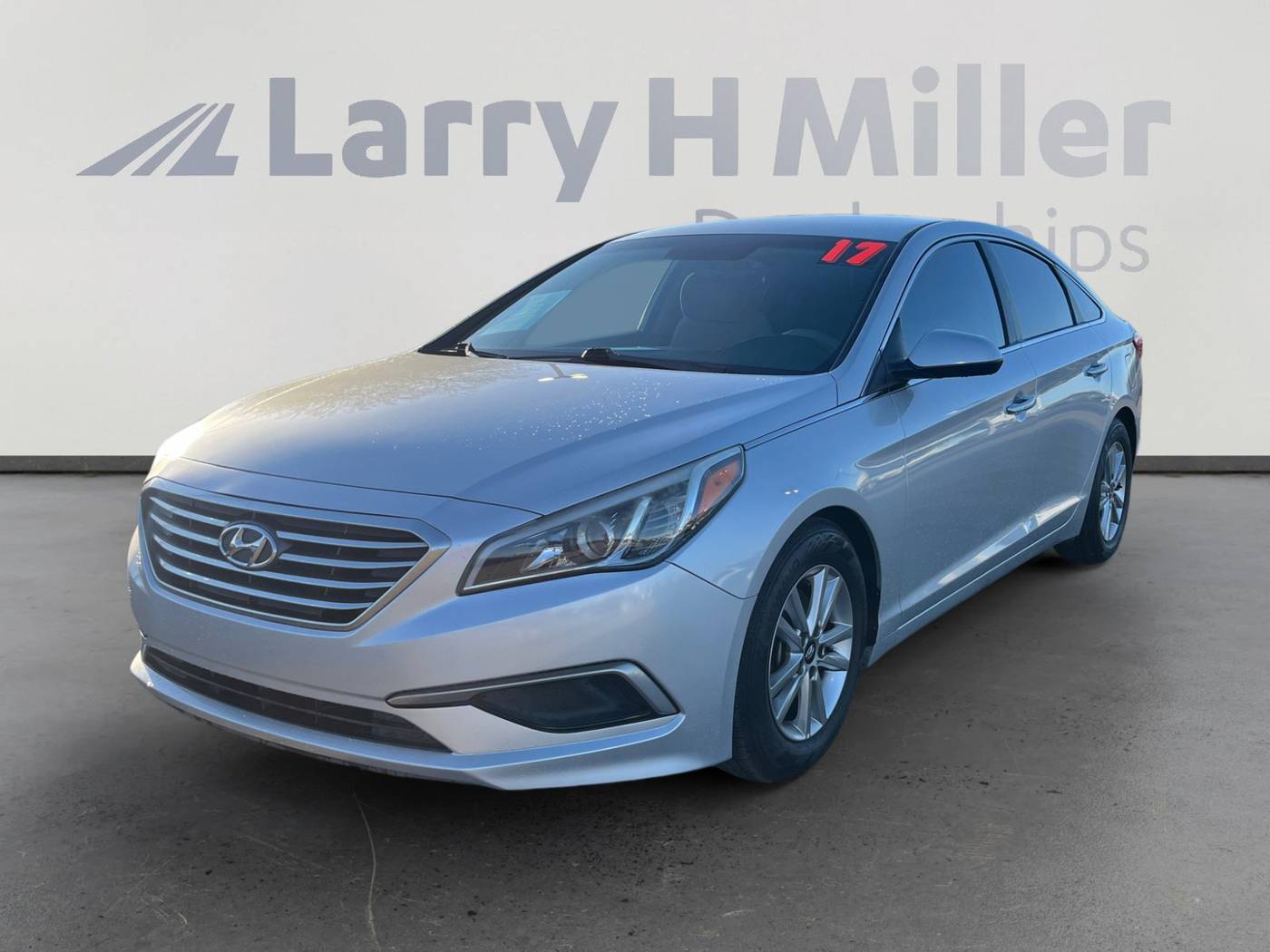2017 Hyundai Sonata Base — Sedan — 106,452 mi — Tucson, AZ
