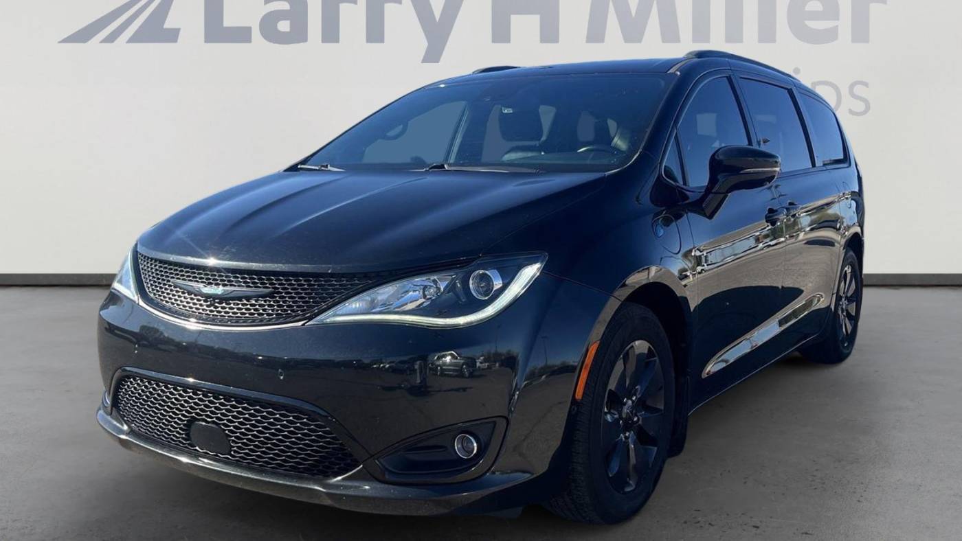 2020 Chrysler Pacifica Hybrid Limited — Minivan — 99,398 mi — Tucson, AZ