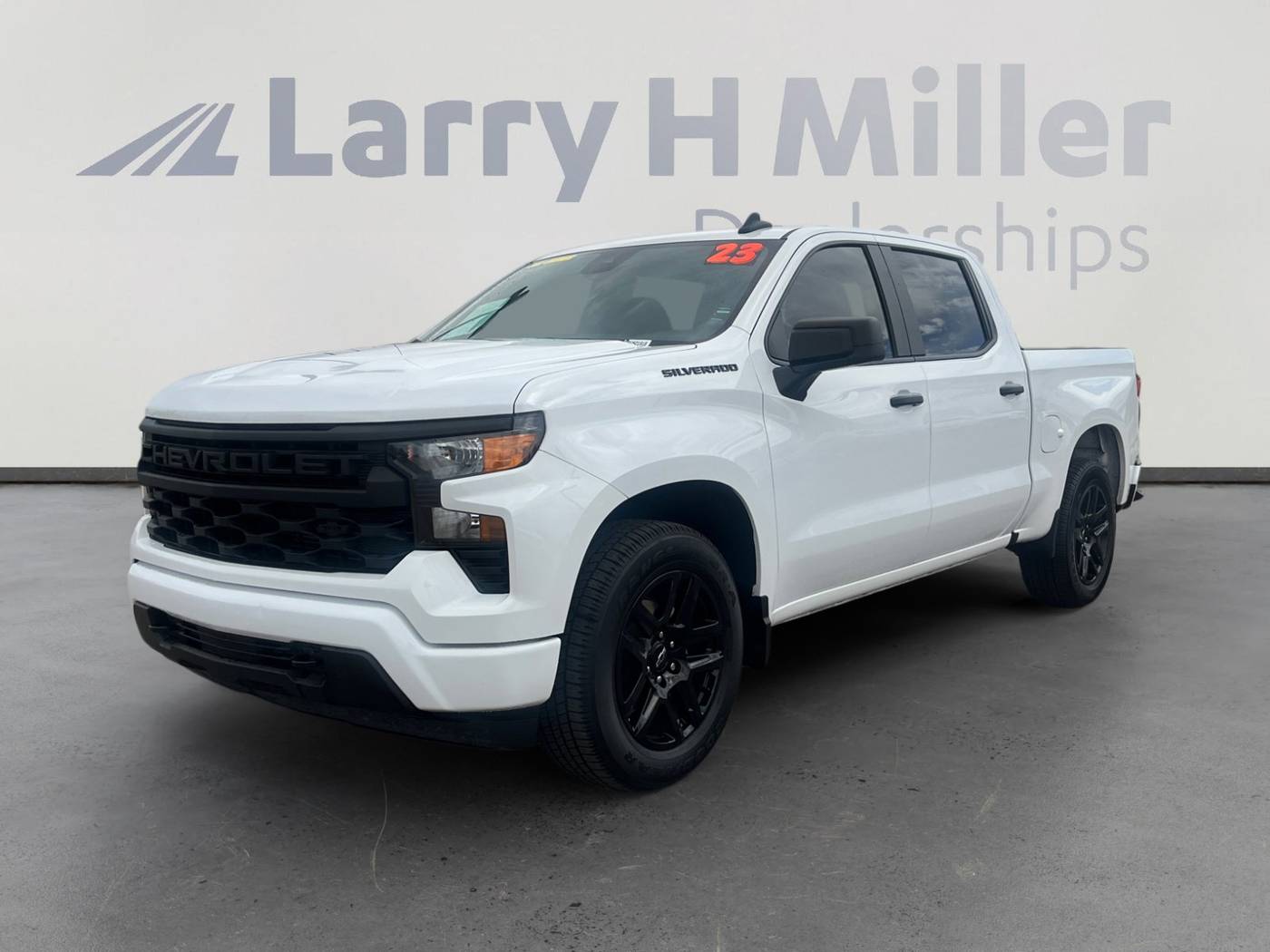 2023 Chevrolet Silverado 1500 Custom — Pickup Truck — 27,273 mi — Tucson, AZ