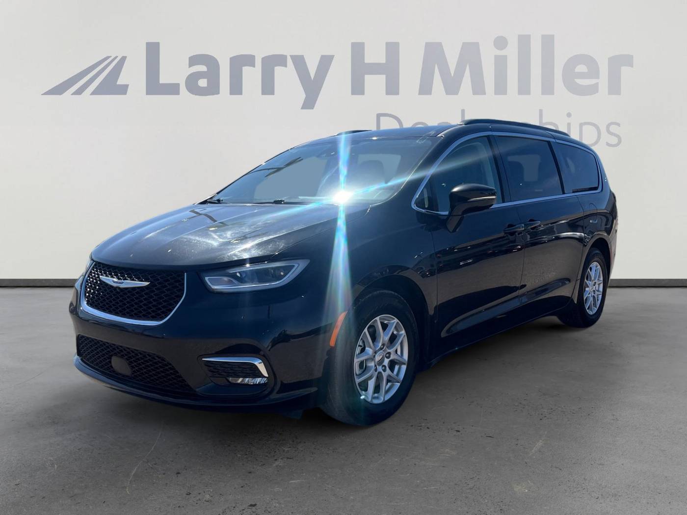 2022 Chrysler Pacifica Touring L — Minivan — 71,848 mi — Tucson, AZ