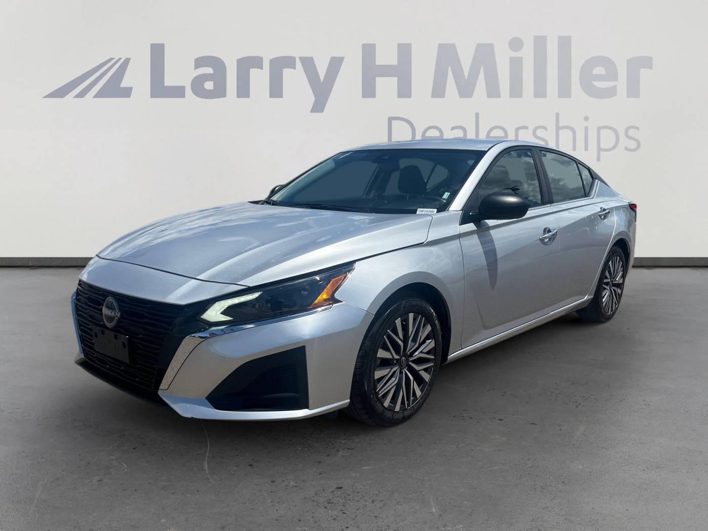 2024 Nissan Altima SV — Sedan — 43,714 mi — Tucson, AZ