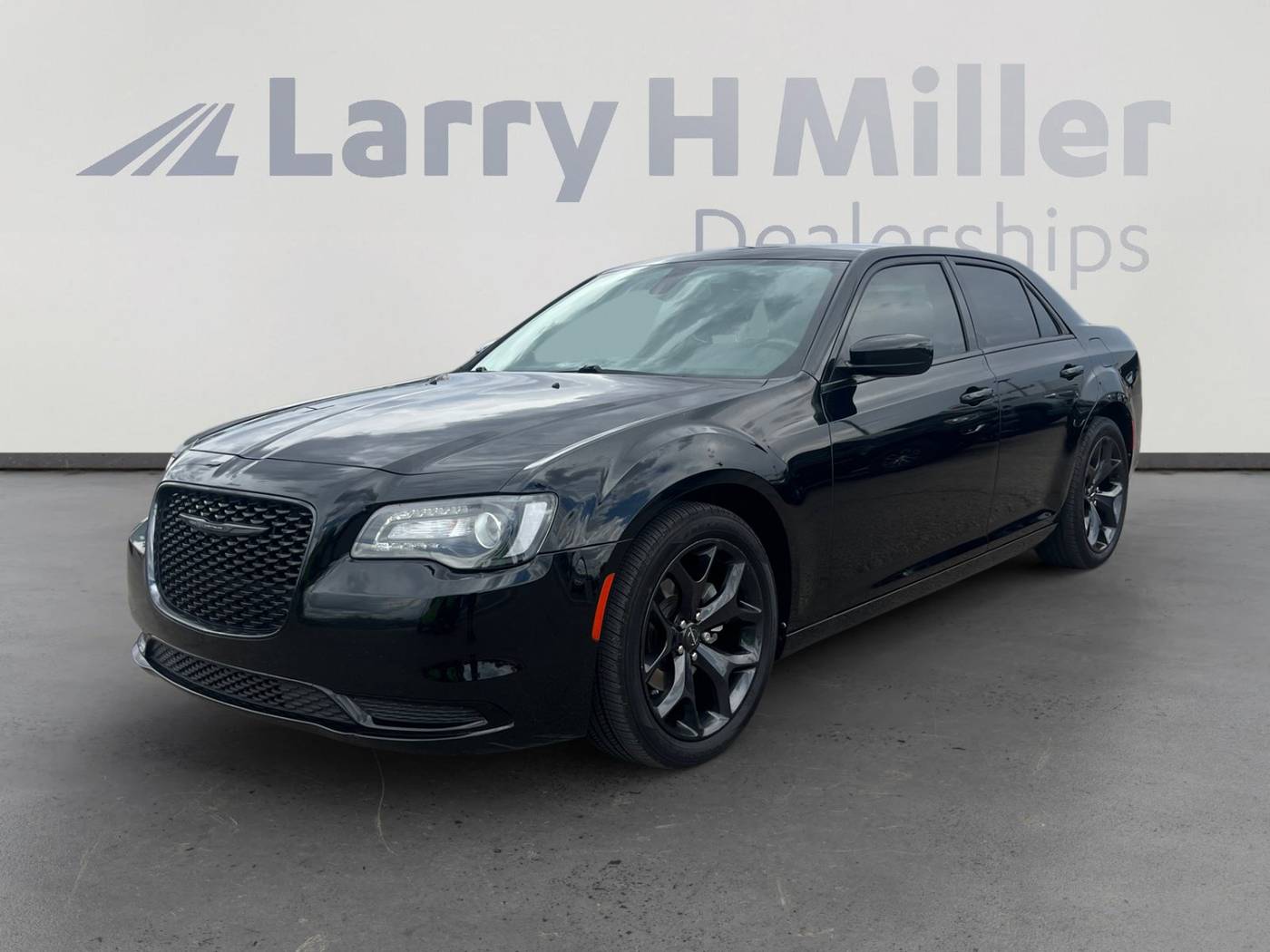 2021 Chrysler 300 Touring — Sedan — 99,640 mi — Tucson, AZ