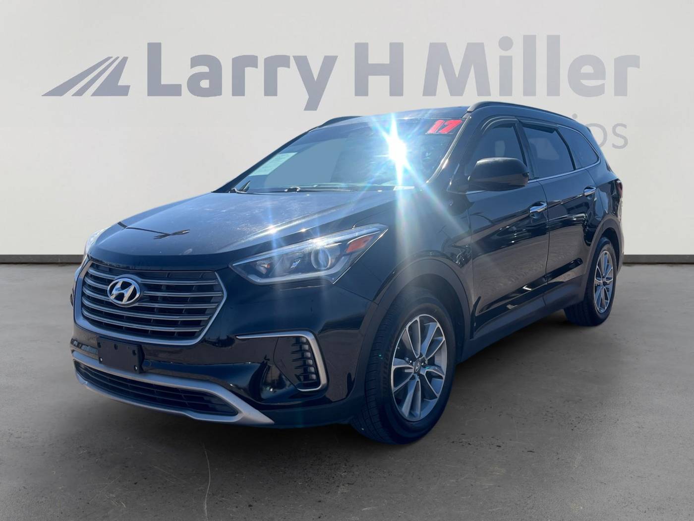2017 Hyundai Santa Fe SE — SUV — 106,371 mi — Tucson, AZ