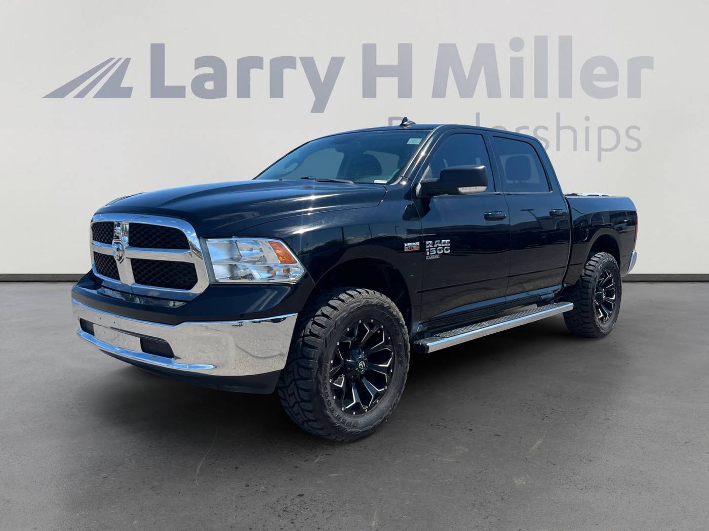 2020 Ram 1500 Classic SLT — Pickup Truck — 145,656 mi — Tucson, AZ