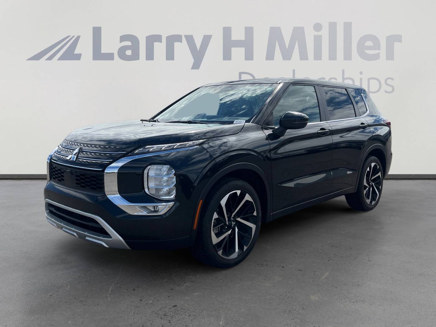 2024 Mitsubishi Outlander SE Black Edition — SUV — 51,900 mi — Tucson, AZ