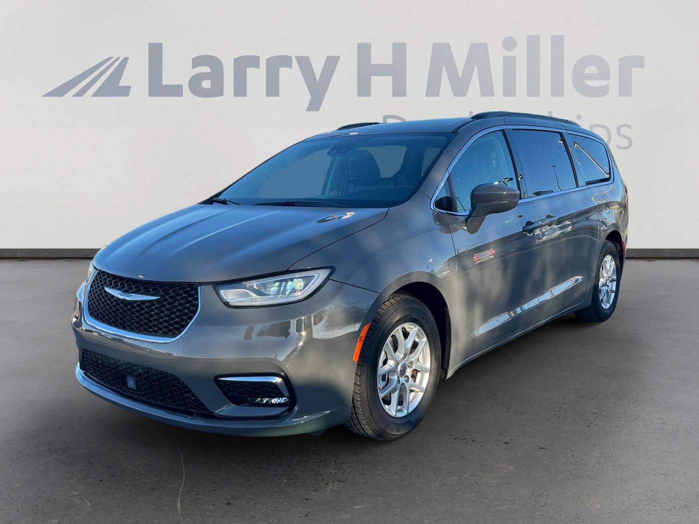 2022 Chrysler Pacifica Touring L — Minivan — 59,771 mi — Tucson, AZ