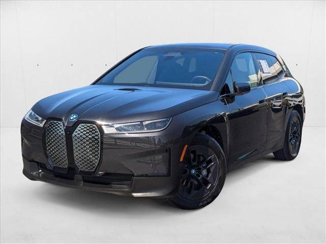 2025 BMW iX xDrive50 — SUV — 15,332 mi — Valencia, CA