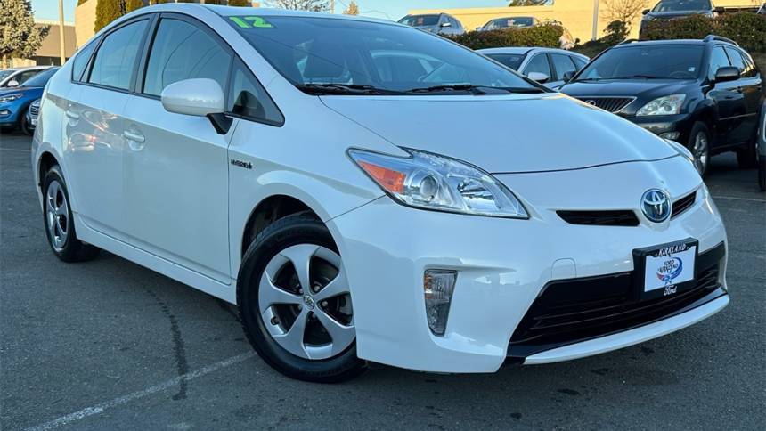 2012 Toyota Prius Three — Sedan — 87,147 mi — Kirkland, WA