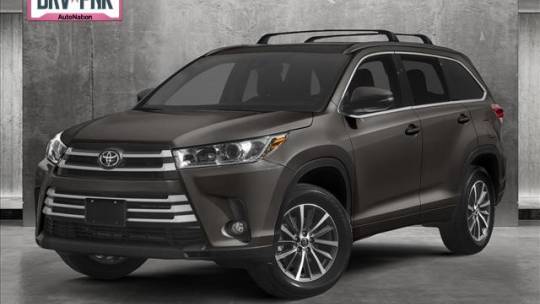 2018 Toyota Highlander XLE — SUV — 105,411 mi — Valencia, CA