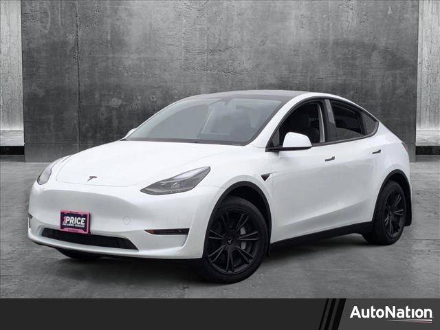 2024 Tesla Model Y Long Range — SUV — 6,992 mi — Valencia, CA