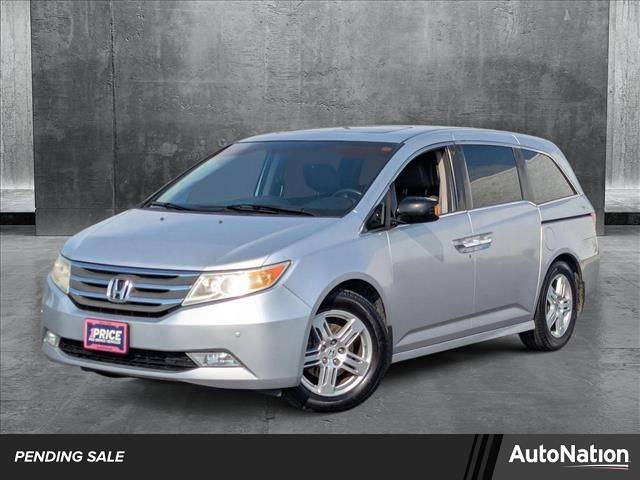 2011 Honda Odyssey Touring — Minivan — 172,746 mi — Valencia, CA