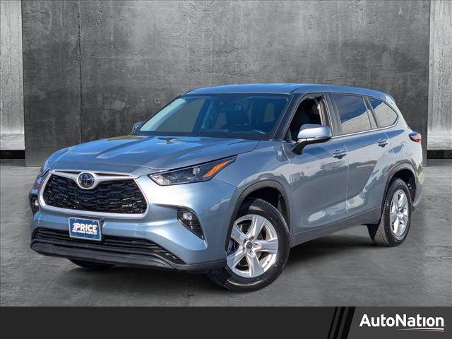 2024 Toyota Highlander LE — SUV — 31,121 mi — Valencia, CA