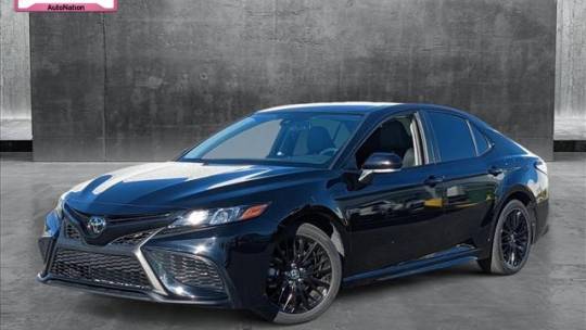 2022 Toyota Camry SE Nightshade — Sedan — 14,354 mi — Valencia, CA