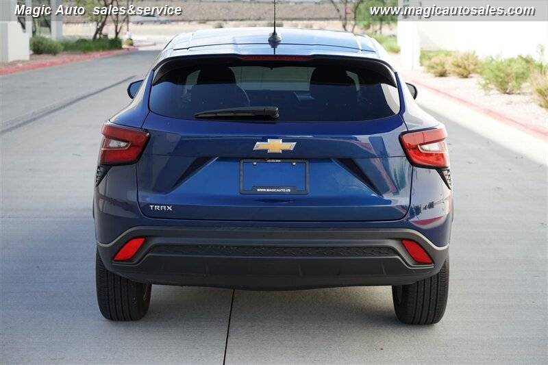 Thumbnail 5
