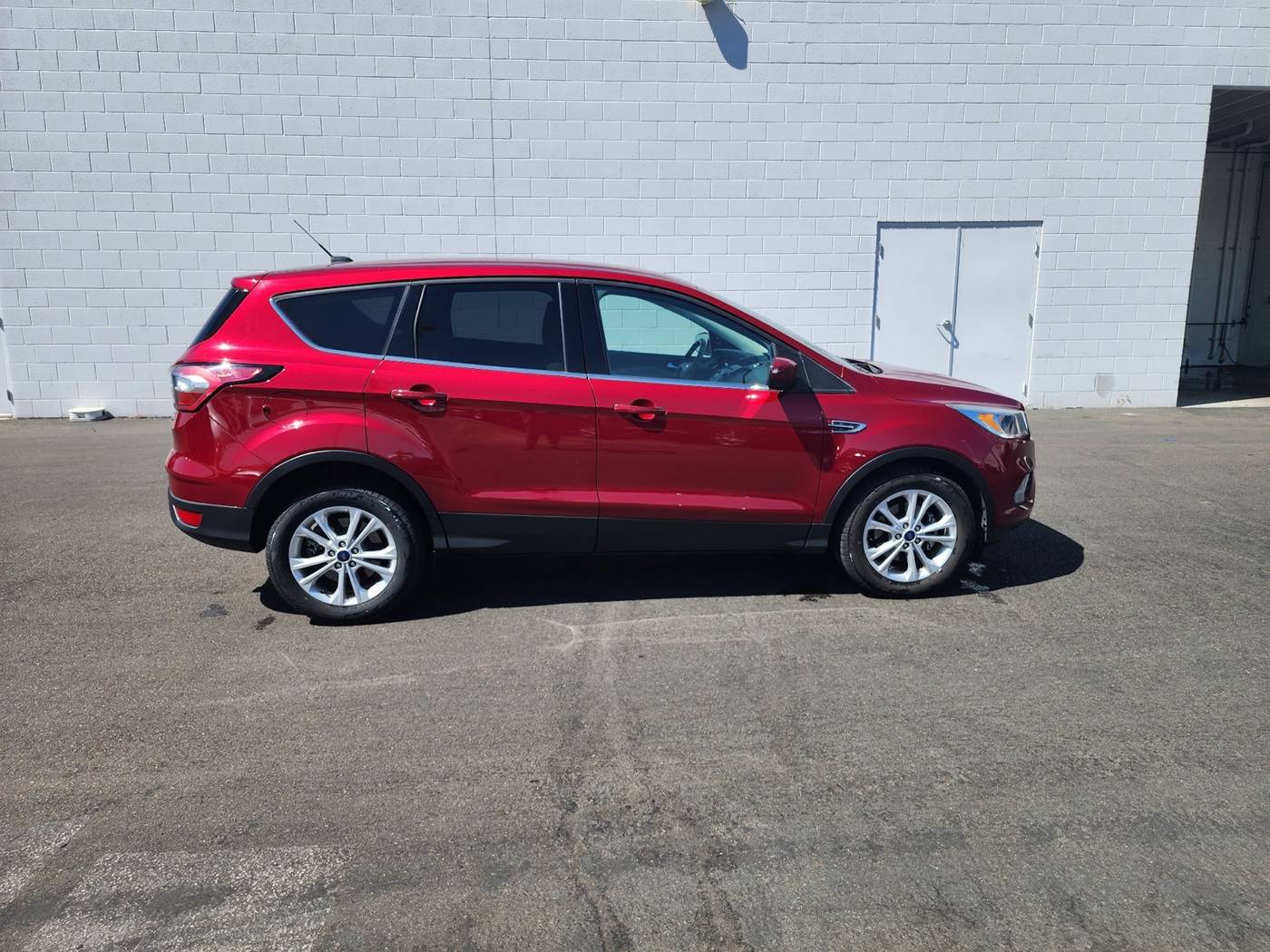 2017 Ford Escape SE — SUV — 66,473 mi — Clovis, CA