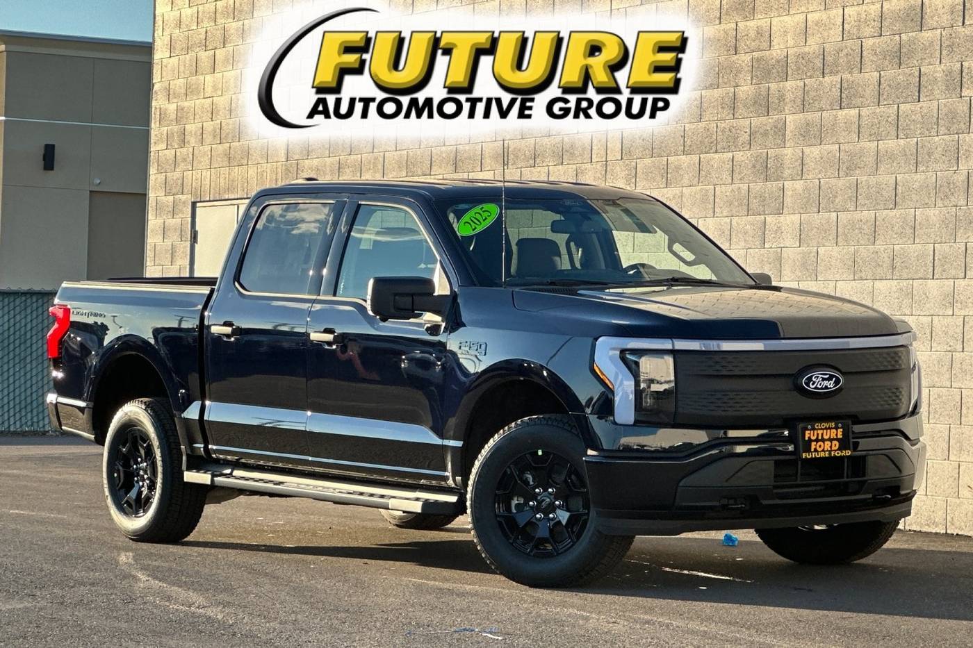 2025 Ford F-150 Lightning XLT