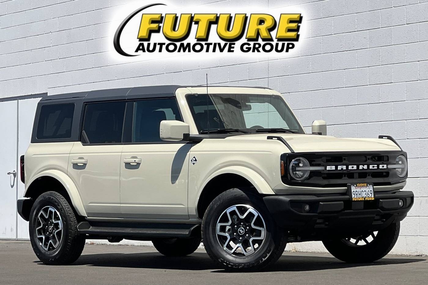 2025 Ford Bronco Outer Banks — SUV — 4,435 mi — Clovis, CA