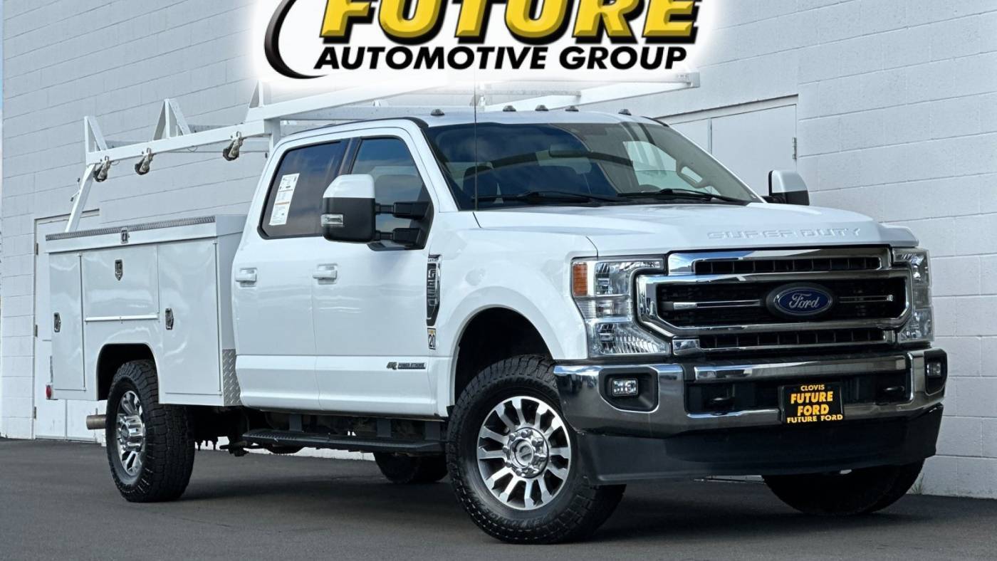 2022 Ford Super Duty F-350 Chassis Cab LARIAT — Chassis Cab Truck — 45,286 mi — Clovis, CA