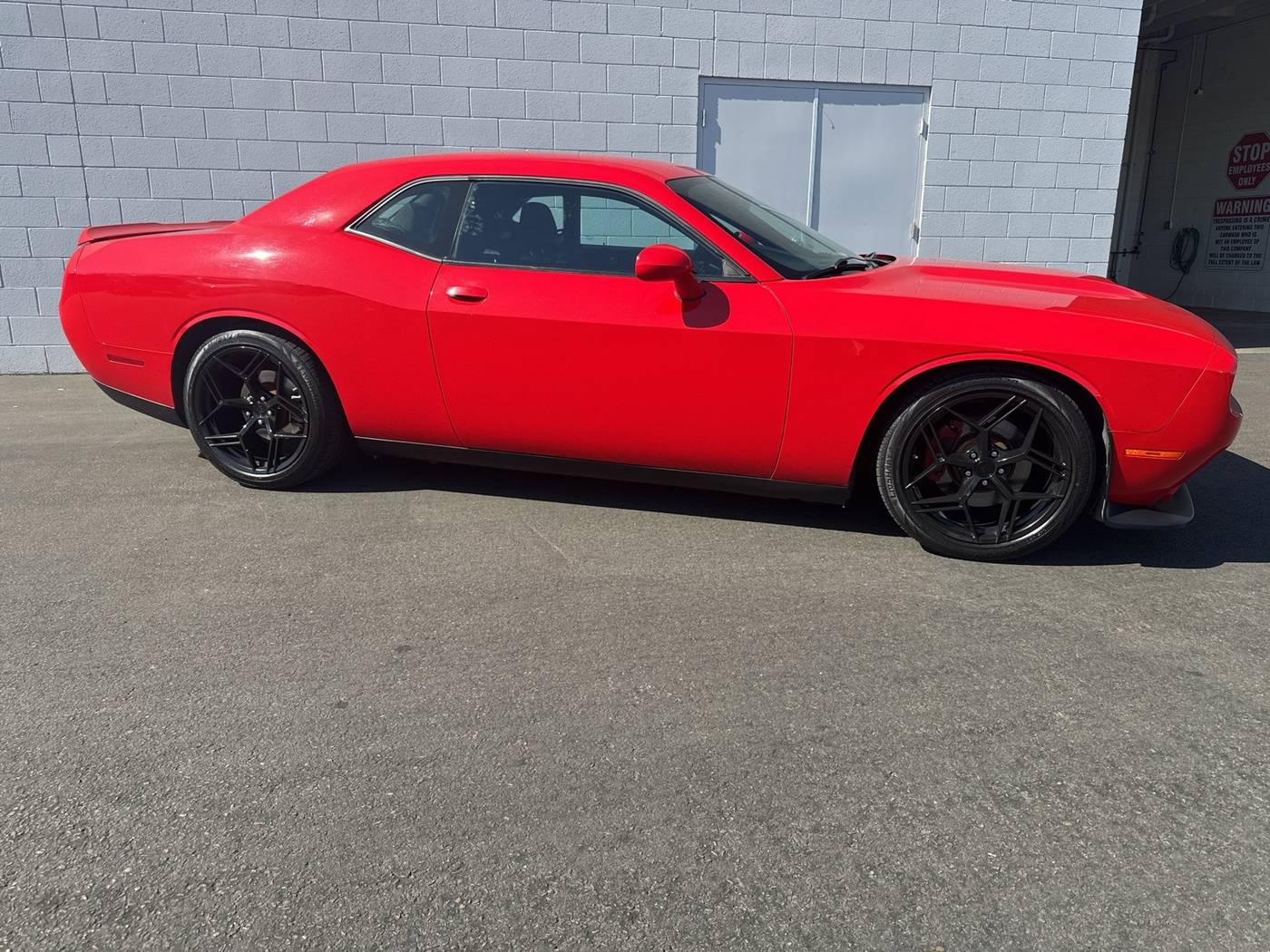 2022 Dodge Challenger R/T — Coupe — 64,076 mi — Clovis, CA