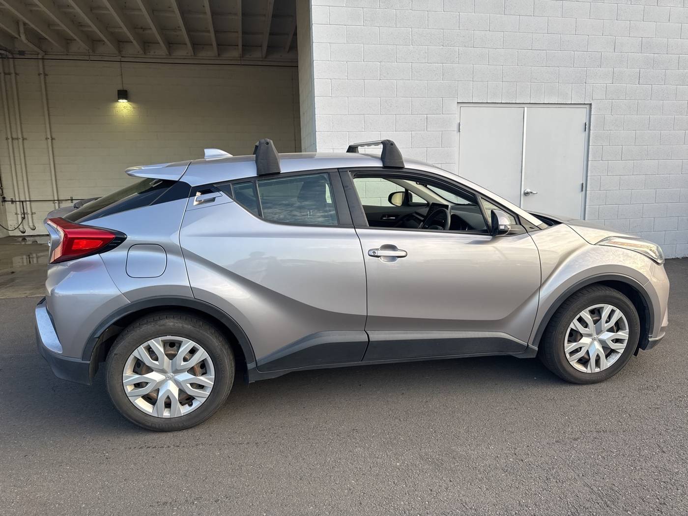 2020 Toyota C-HR LE — SUV — 119,097 mi — Clovis, CA