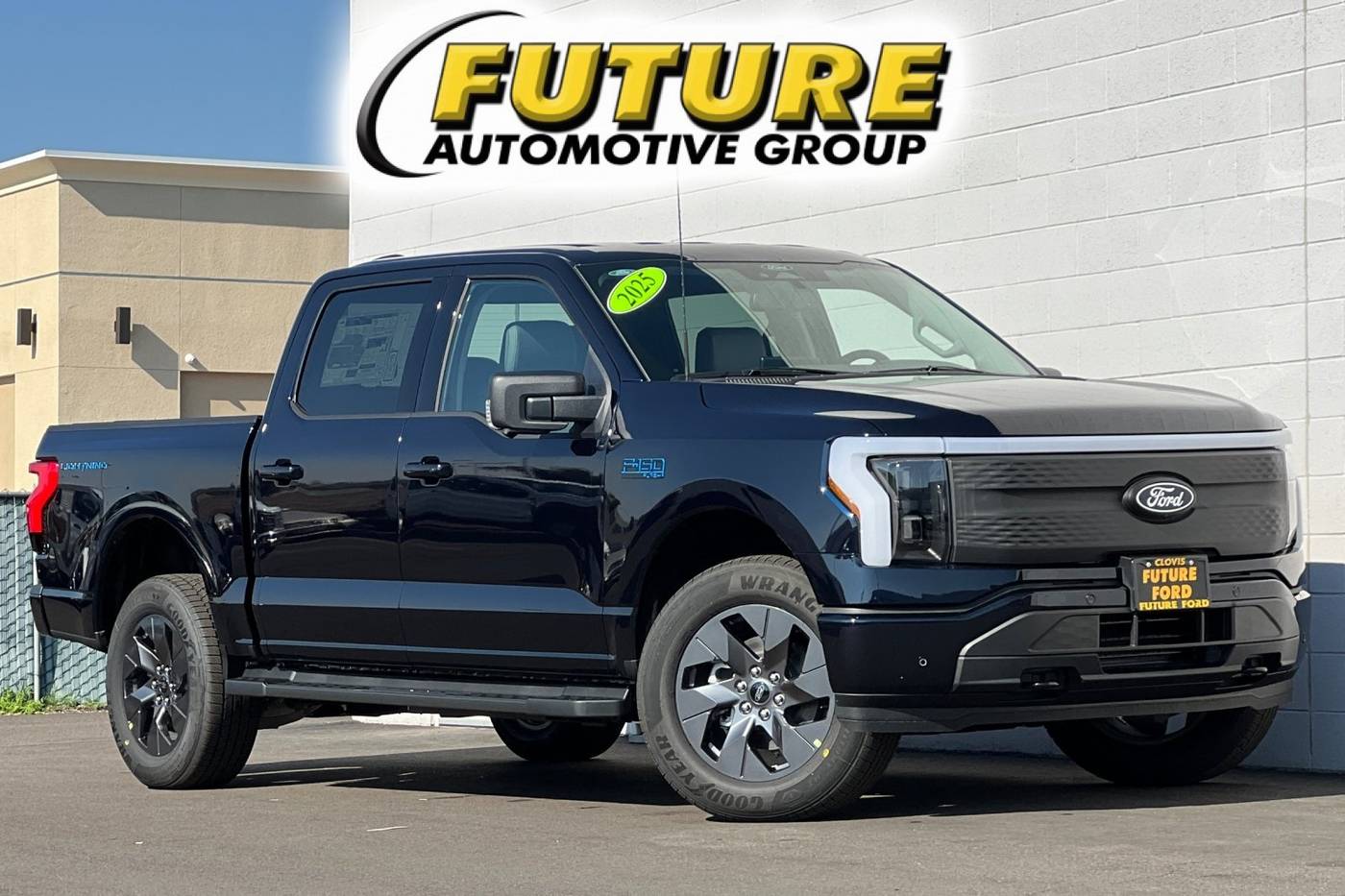 2025 Ford F-150 Lightning Flash