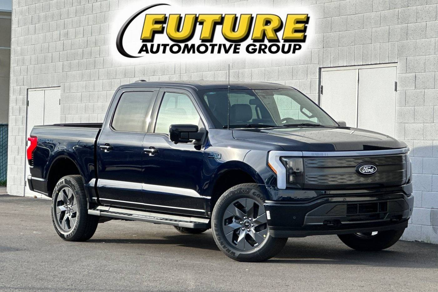 2025 Ford F-150 Lightning Lariat