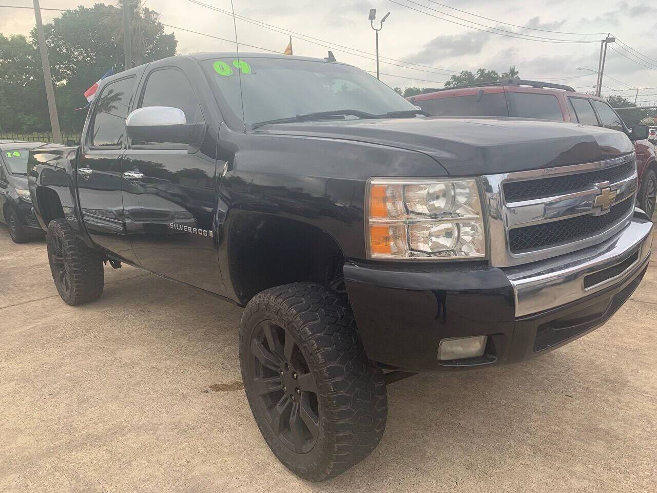 2009 Chevrolet Silverado 1500 LT — Pickup Truck — 182,279 mi — Houston, TX