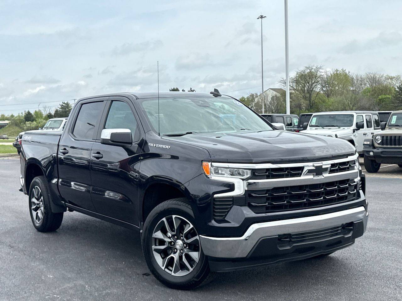 2023 Chevrolet Silverado 1500 LT — Pickup Truck — 20,676 mi — Columbus, OH