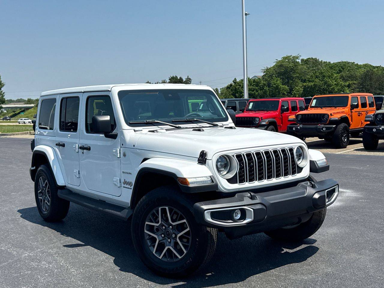 2024 Jeep Wrangler Sahara — SUV — 8,697 mi — Columbus, OH