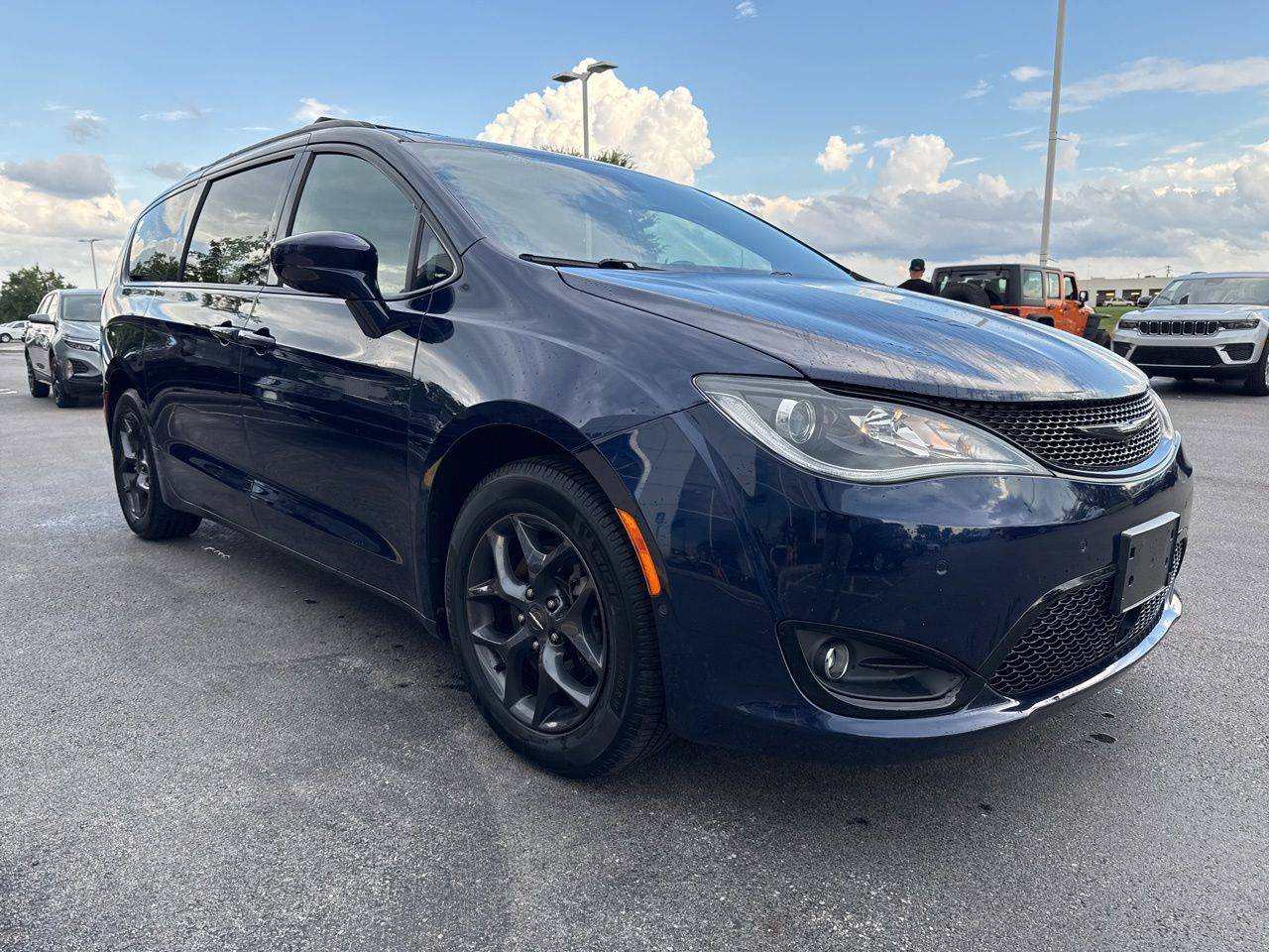 2018 Chrysler Pacifica Touring L Plus — Minivan — 84,745 mi — Columbus, OH