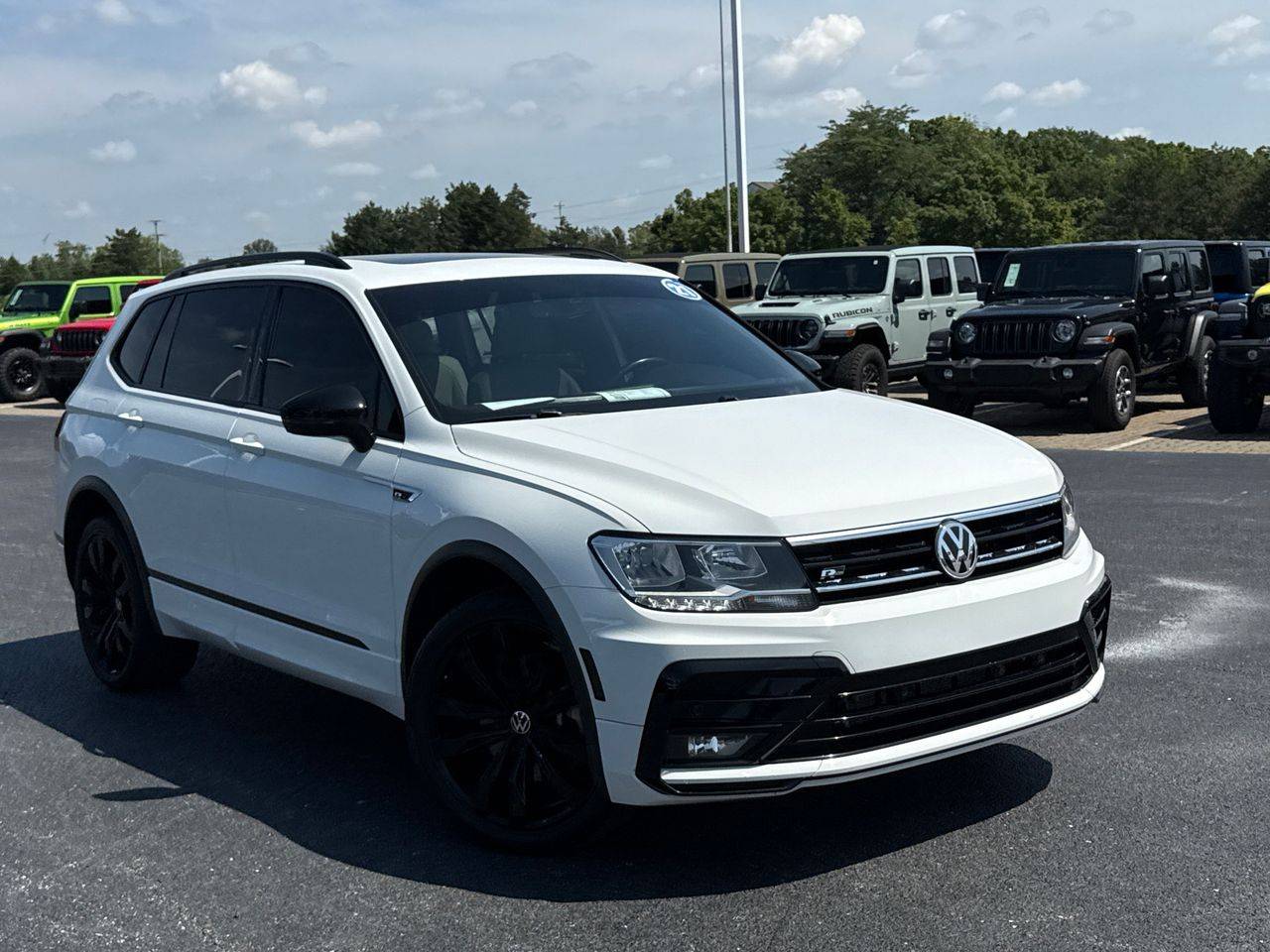 2021 Volkswagen Tiguan SE R-Line Black — SUV — 76,164 mi — Columbus, OH