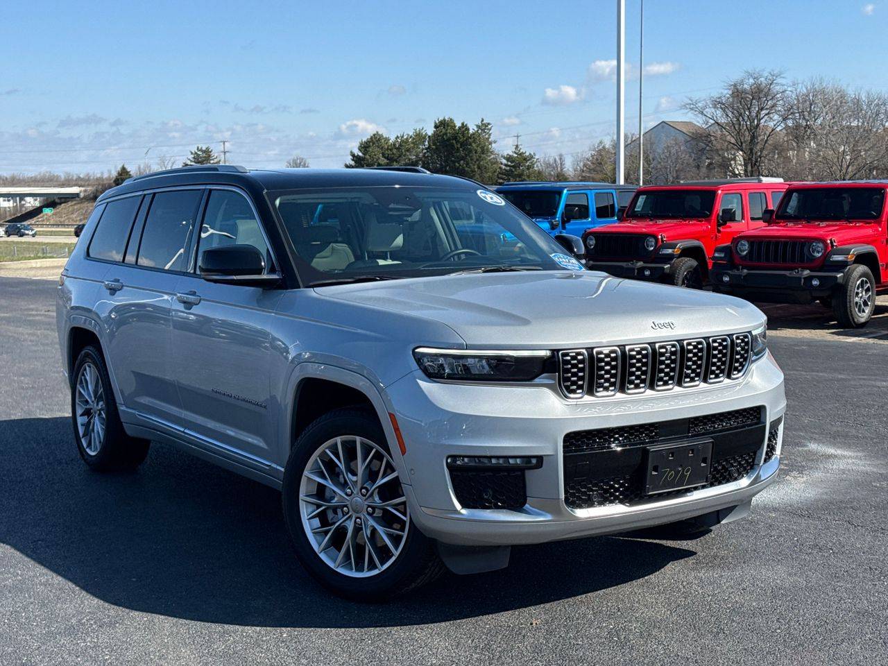 2023 Jeep Grand Cherokee Summit — SUV — 29,539 mi — Columbus, OH
