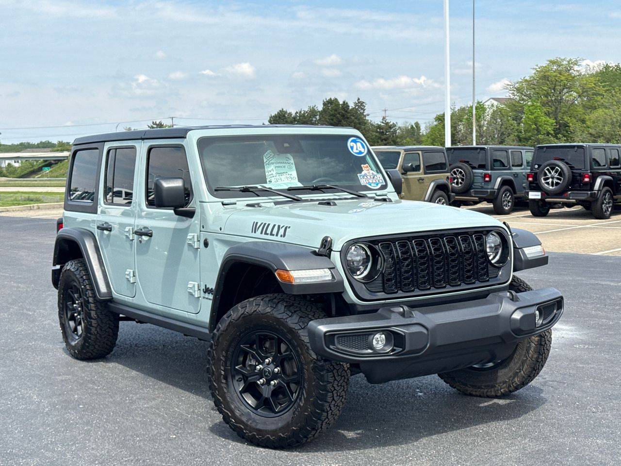 2024 Jeep Wrangler Willys — SUV — 19,878 mi — Columbus, OH