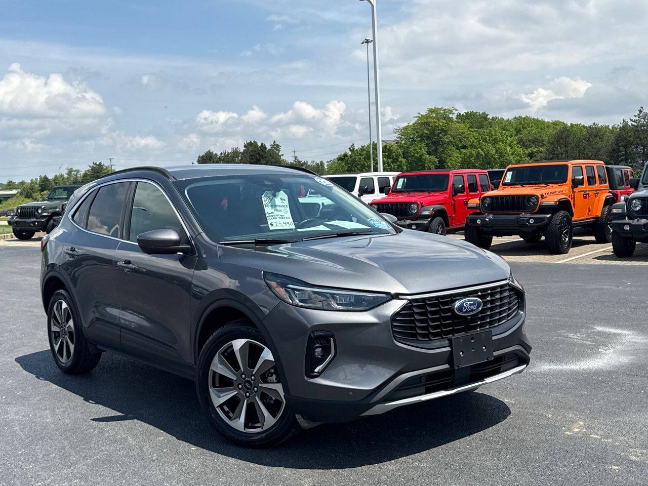 2023 Ford Escape Platinum — SUV — 40,381 mi — Columbus, OH